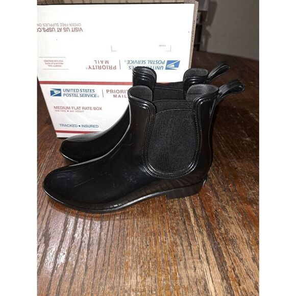 Size 10 Seven7 Dover Short Black Rain Boots Rubber Boots with Elastic Shaft - Picture 4 of 7